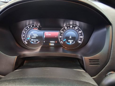 Used 2016 Ford Explorer Platinum image 18