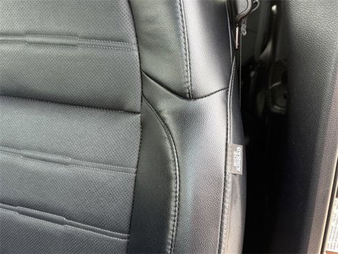 Used 2019 Honda CR-V Touring image 15