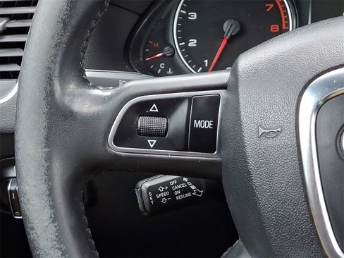 Used 2012 Audi Q5 3.2 Premium Plus w/ Audi MMI Navigation Plus Pkg image 21