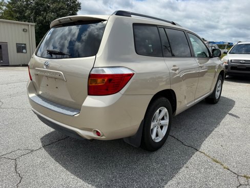 Used 2010 Toyota Highlander SE image 7