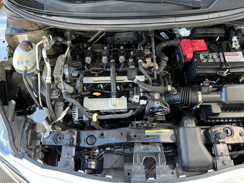 Used 2023 Nissan Versa SV image 30
