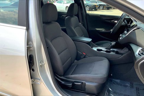 Used 2021 Chevrolet Malibu LT image 8