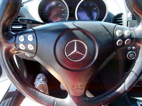 Used 2005 Mercedes-Benz SLK 350 image 16