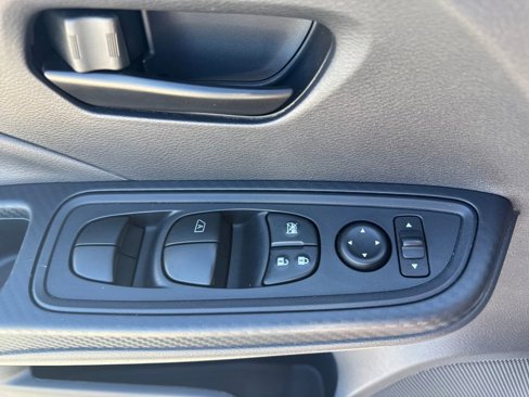 Used 2024 Nissan Versa S w/ Trunk Package image 17
