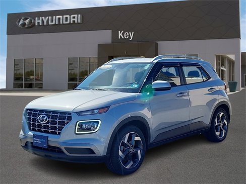 Certified 2021 Hyundai Venue SEL w/ Premium Package image 6