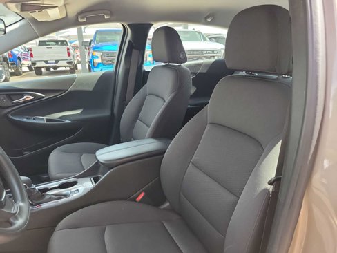 Used 2024 Chevrolet Malibu LT image 11