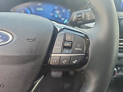 Certified 2021 Ford Escape Titanium image 33