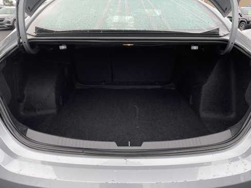 Used 2024 Chevrolet Malibu LT image 23