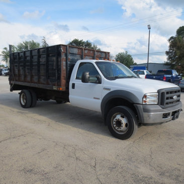 Used 2005 Ford F550 2WD Regular Cab Super Duty image 4
