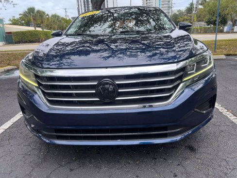 Used 2020 Volkswagen Passat 2.0T SE image 3