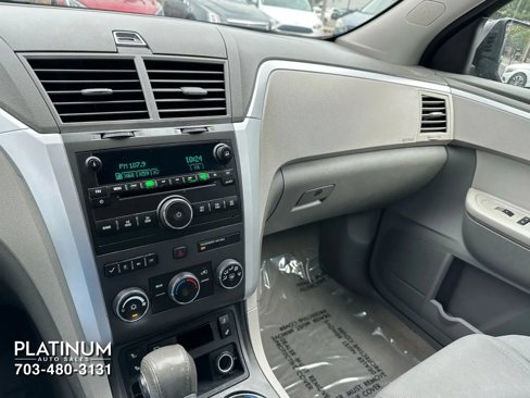 Used 2011 Chevrolet Traverse LT w/ Personal Connectivity Package image 11