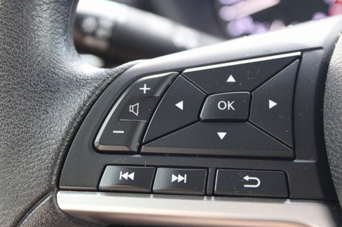 Used 2023 Nissan Sentra SV image 29