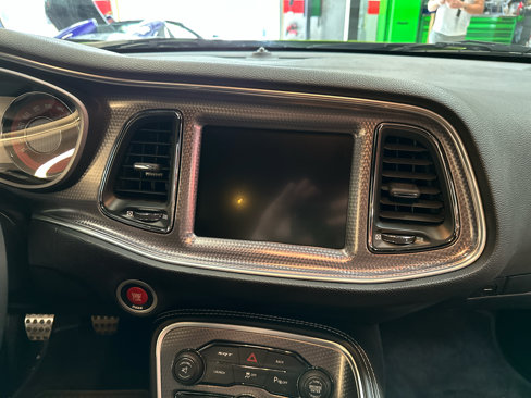 Used 2015 Dodge Challenger SRT Hellcat image 19