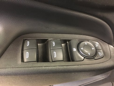 Used 2019 Chevrolet Equinox LT image 30