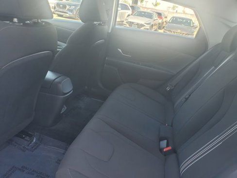 Used 2024 Hyundai Elantra SEL image 24