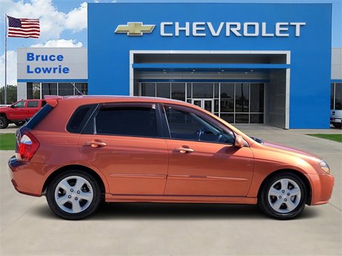 Used 2009 Kia Spectra5 SX image 6