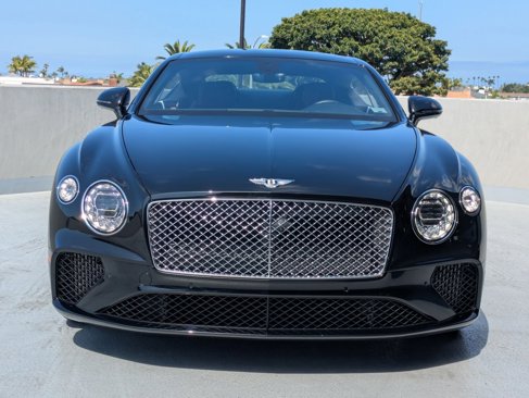 Used 2021 Bentley Continental GT image 9