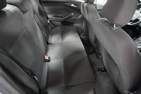Used 2017 Ford Focus SEL w/ Interior Protection Package image 26