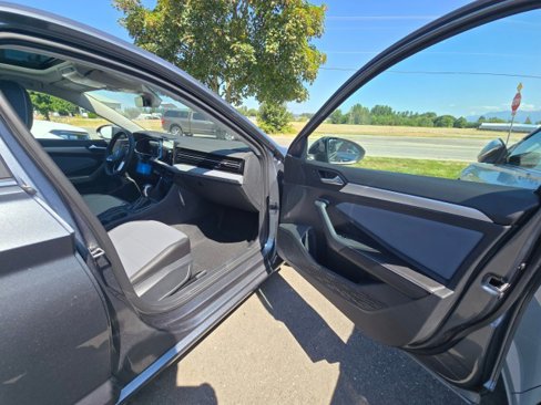 New 2025 Volkswagen Jetta SE image 10