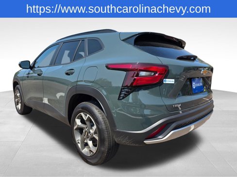 Certified 2025 Chevrolet Trax LT image 36
