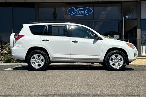 Used 2009 Toyota RAV4 2WD image 2