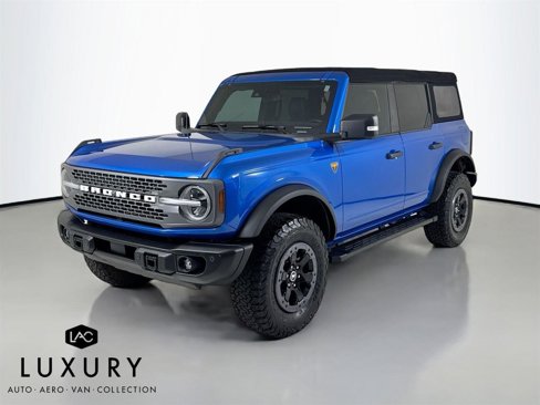 Used 2022 Ford Bronco Badlands image 8
