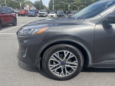 Used 2020 Ford Escape SEL image 18