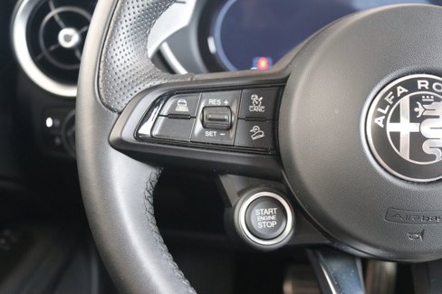 Used 2024 Alfa Romeo Stelvio Sprint image 27