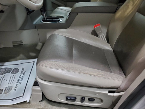 Used 2007 Ford Explorer XLT image 16