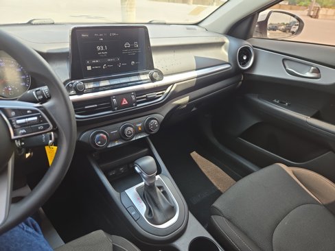 Used 2023 Kia Forte LXS image 21