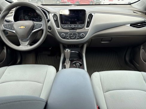 Used 2020 Chevrolet Malibu LS w/ Driver Confidence Package II image 16
