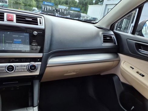 Used 2017 Subaru Outback 2.5i Premium image 28