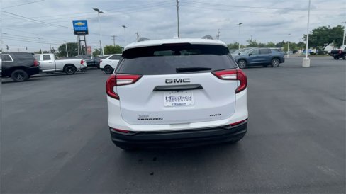Used 2022 GMC Terrain SLE w/ Driver Convenience Package image 7