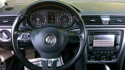 Used 2015 Volkswagen Passat 1.8T Limited Edition image 29