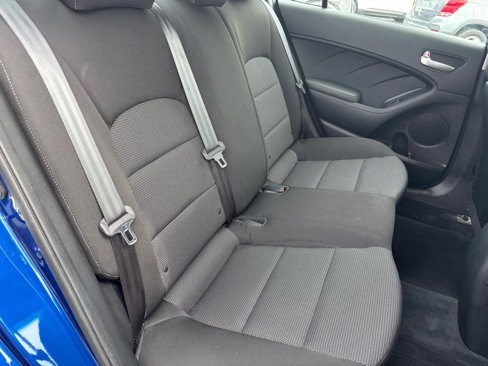 Used 2018 Kia Forte LX w/ LX Rear Camera Package image 18