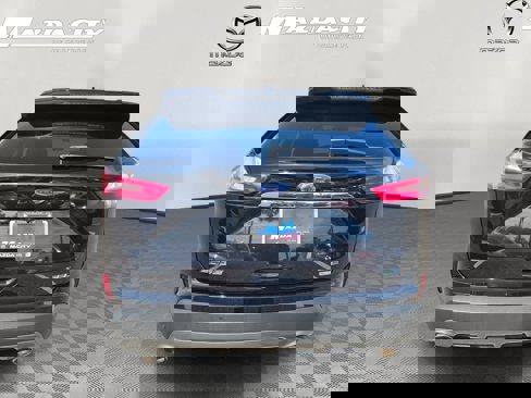 Used 2020 Ford Edge SEL w/ Cold Weather Package image 3