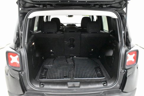 Used 2022 Jeep Renegade Latitude w/ Convenience Group image 11