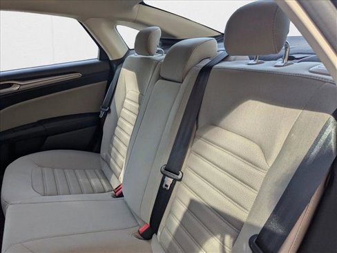 Used 2018 Ford Fusion S image 17