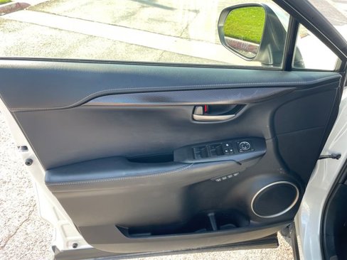Used 2017 Lexus NX 300h AWD image 11