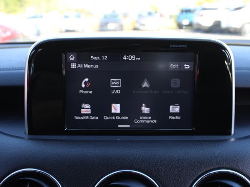 Used 2020 Kia Stinger GT-Line image 23