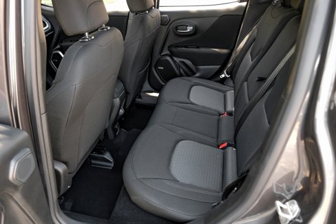 Used 2021 Jeep Renegade Latitude w/ Sun & Sound Group image 49