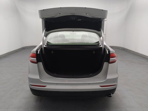 Used 2019 Ford Fusion SE image 29
