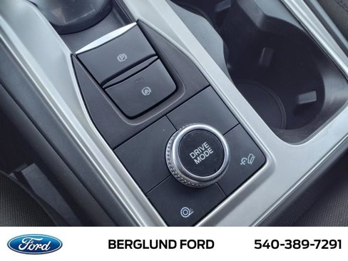 Used 2022 Ford Explorer XLT image 39