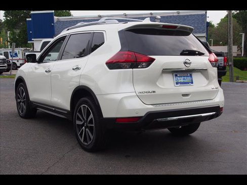 Used 2019 Nissan Rogue SL image 3