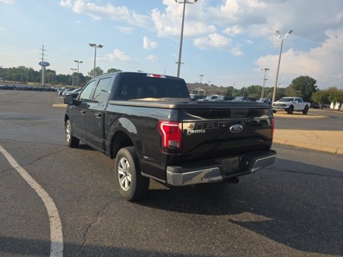 Used 2015 Ford F150 XLT image 5