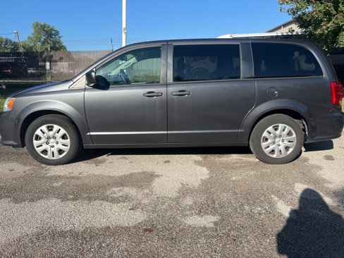 Used 2019 Dodge Grand Caravan SE w/ UConnect Hands-Free Group image 9