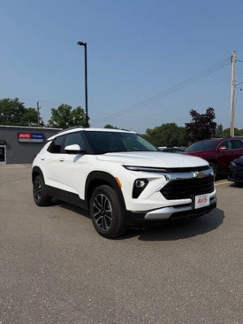Used 2024 Chevrolet TrailBlazer LT w/ Convenience Package image 2