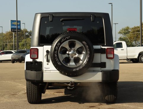 Used 2012 Jeep Wrangler Sahara w/ Dual Top Group image 6