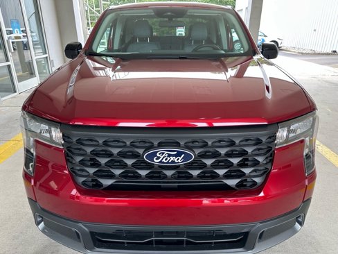 New 2025 Ford Maverick XLT image 8