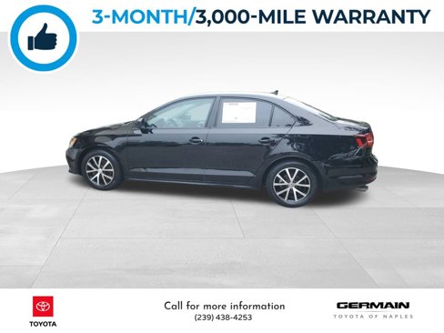 Used 2016 Volkswagen Jetta SE image 11